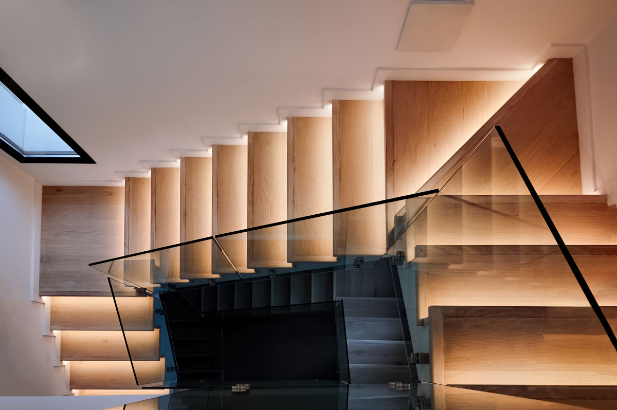 Choosing a staircase for your home: 4 key considerations